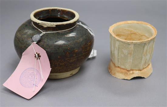 A Chinese Song dynasty Qingbai pot and an early Thai pottery jar